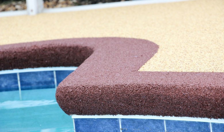 pool-deck-rubber-surfacing